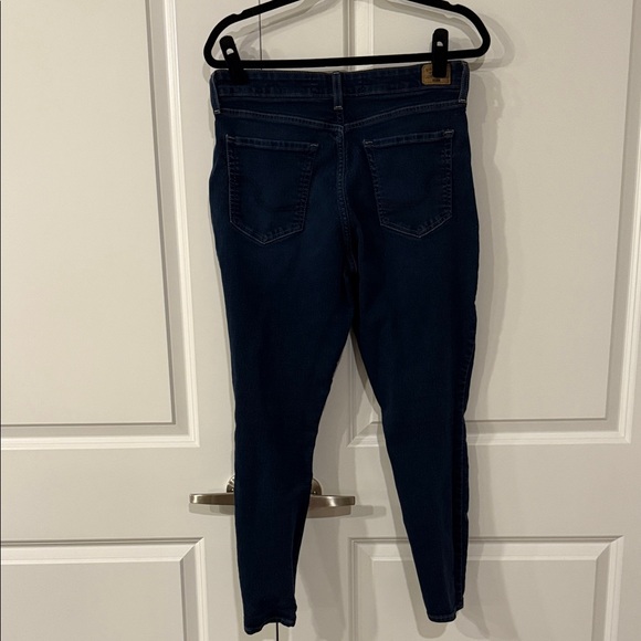 Signature Levi Strauss Gold Mid Rise Skinny Jeans size 12 - Picture 8 of 12